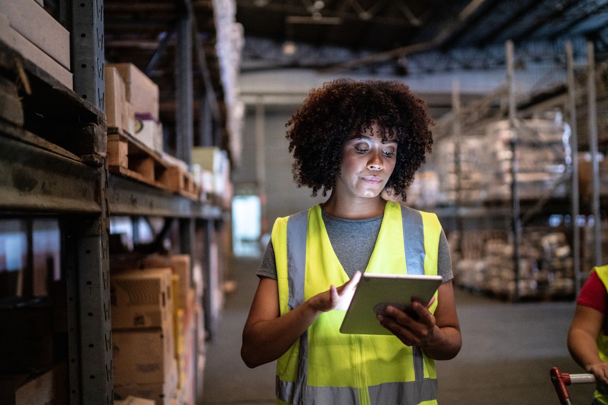 Warehouse quality inspection with tablet
