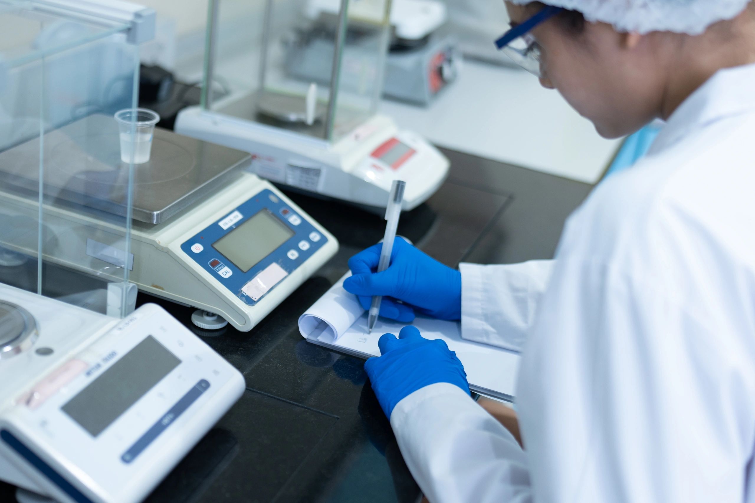 Quality assurance inspection in a laboratory setting